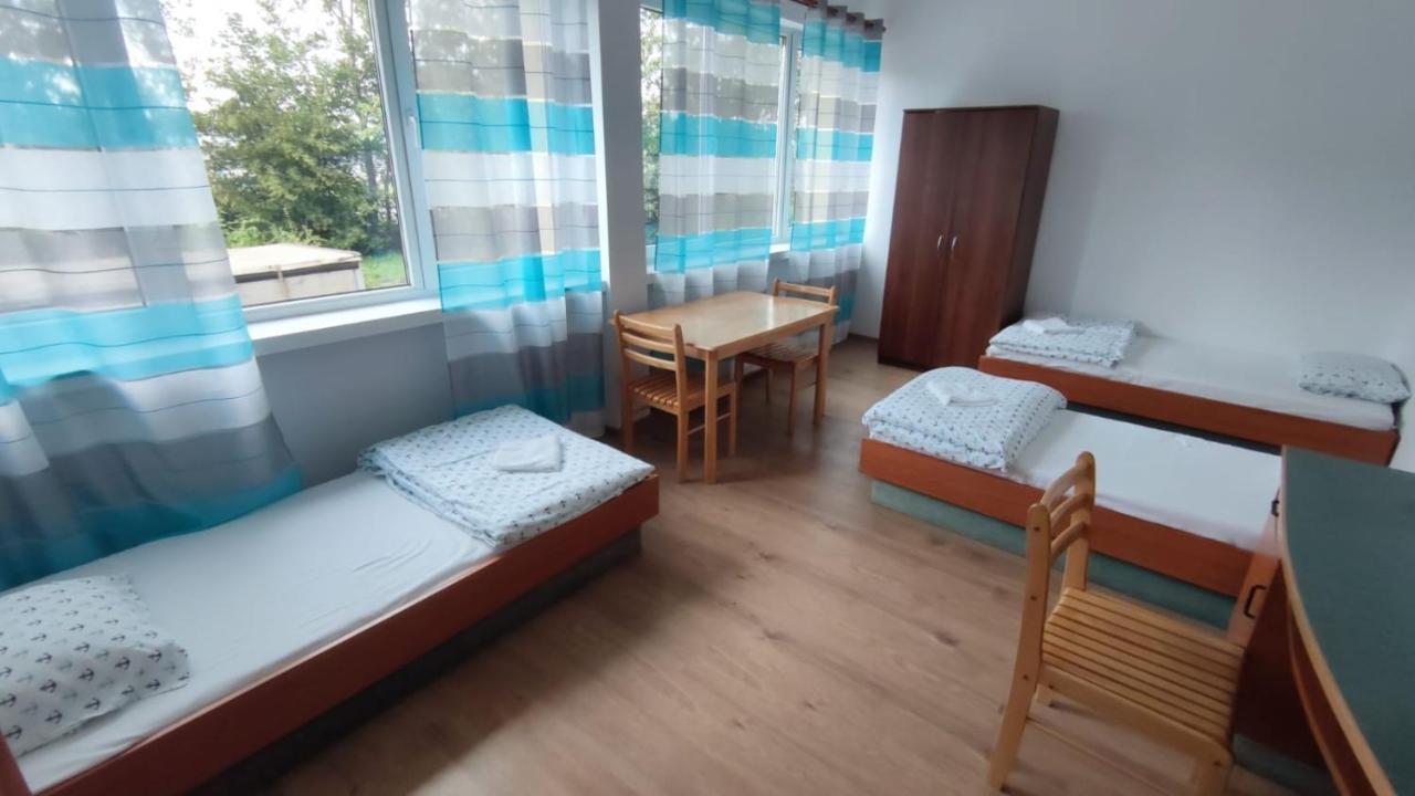 Pokoje 24h Ul. Bagrowa Bed & Breakfast