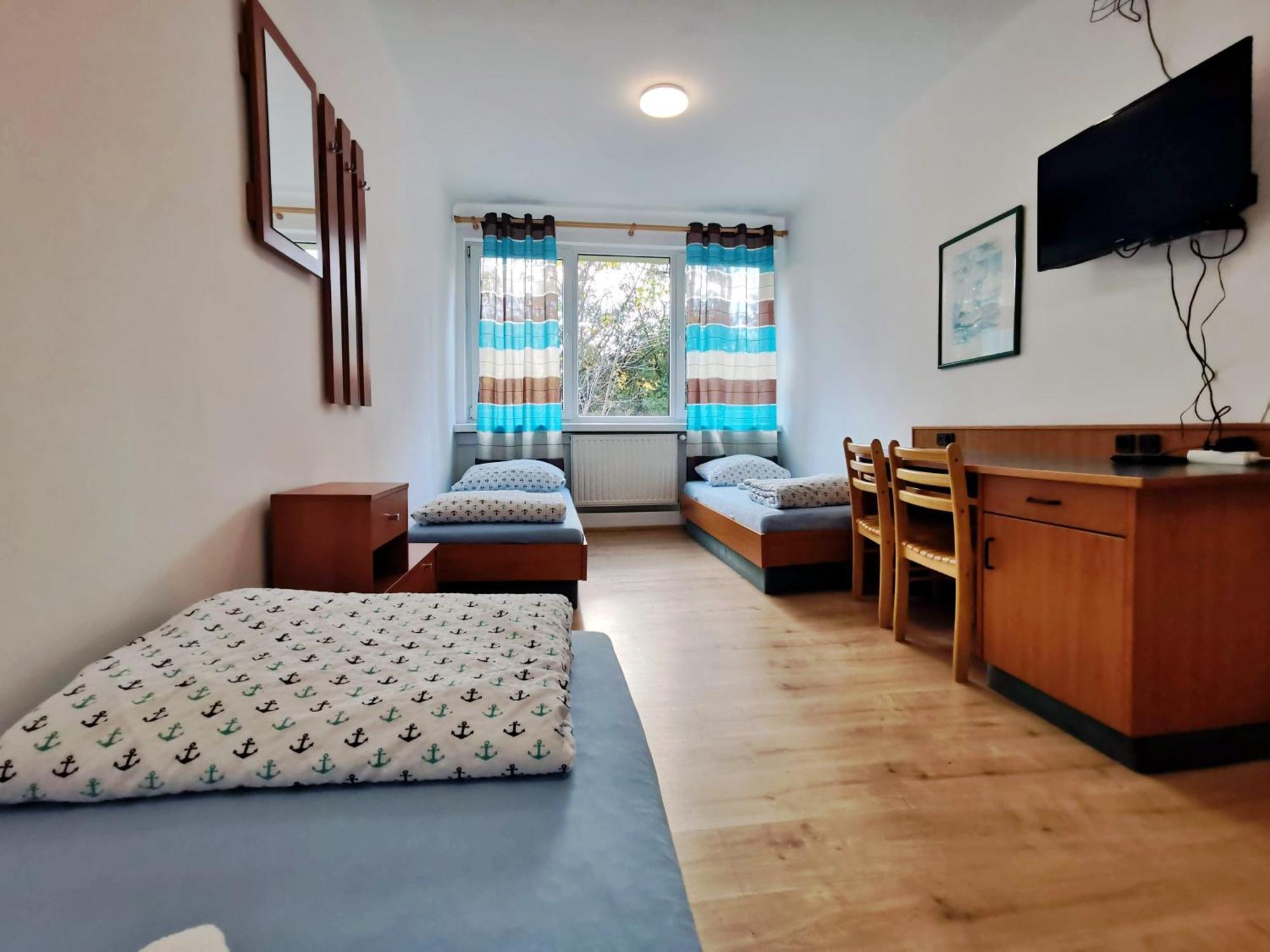 Bed & Breakfast Pokoje 24h Ul. Bagrowa